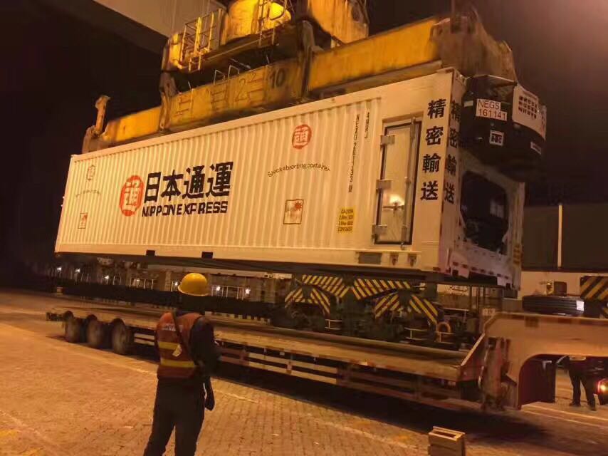 为客户产品达到各地的接货、入库、配送提供一条龙服务